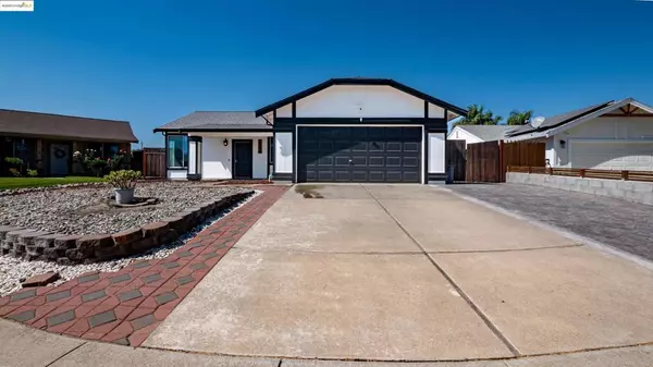 306 Deerpark Way, Oakley, CA 94561