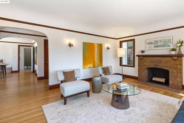 Berkeley, CA 94703,1351 Carlotta Ave