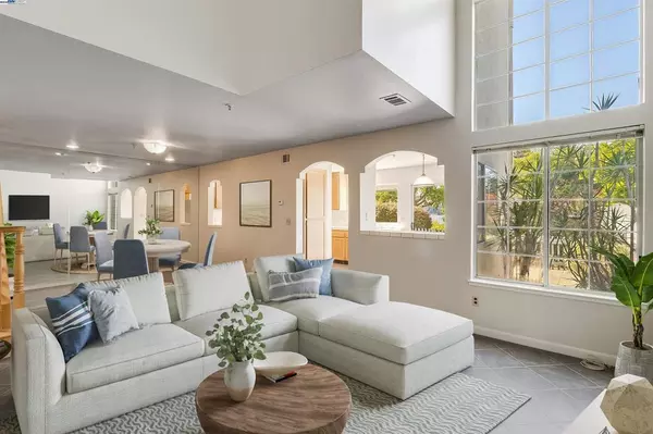 Vallejo, CA 94591,7 Shoal Dr E