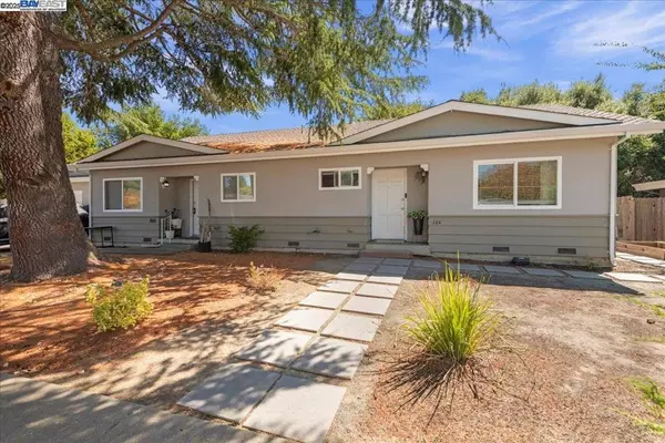 Martinez, CA 94553,164 Gilbert Ct