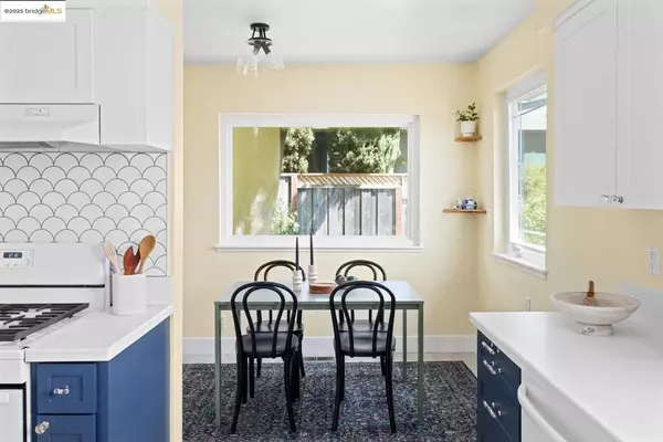 Oakland, CA 94602,2726 Madeline Street