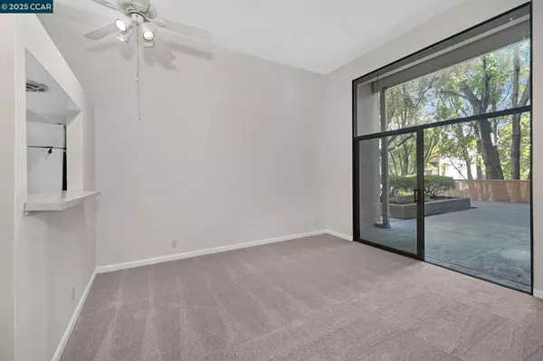 Walnut Creek, CA 94596,320 N Civic Dr #310