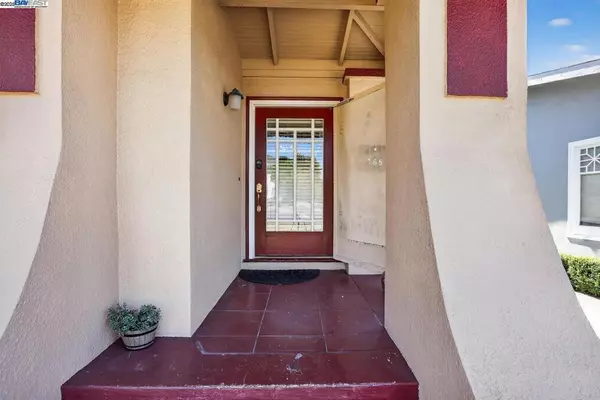 San Leandro, CA 94577,165 Sunnyside Dr