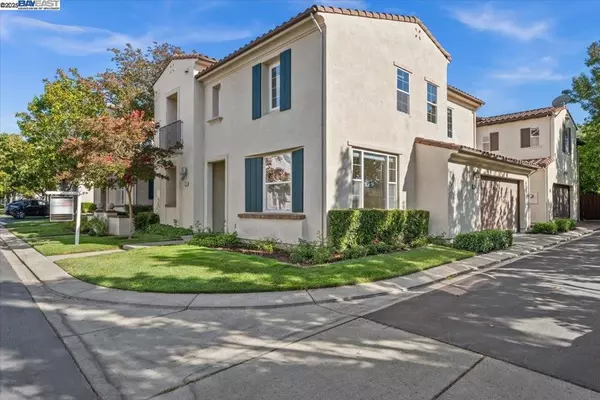 San Ramon, CA 94582,9752 Belladonna Dr