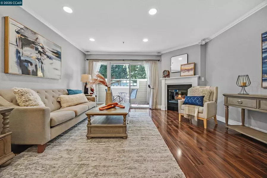 2550 Oak Rd #115, Walnut Creek, CA 94597