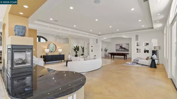 Walnut Creek, CA 94597,131 Montecito Crescent