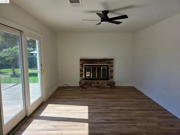 Concord, CA 94521,4990 Hames Dr