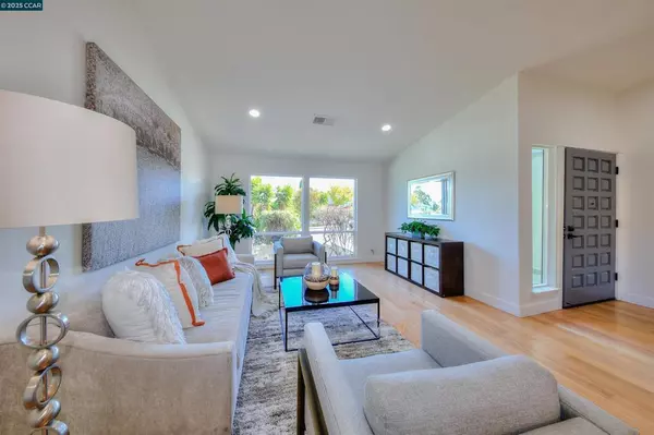 Hercules, CA 94547,118 Sparrow Dr