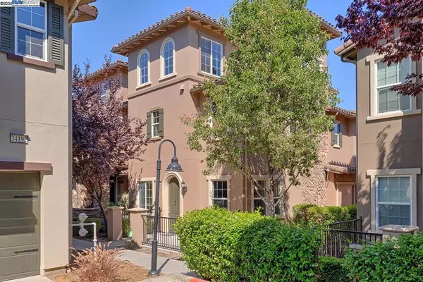 5621 Via Lugano, Fremont, CA 94555