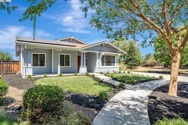 Livermore, CA 94550,202 Sonia Way