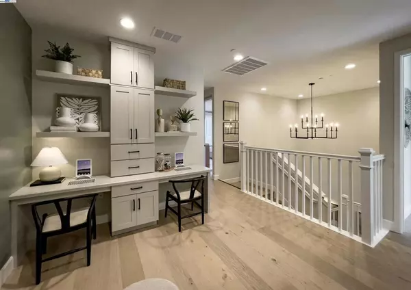 Napa, CA 94558,139 Compass Drive #2002