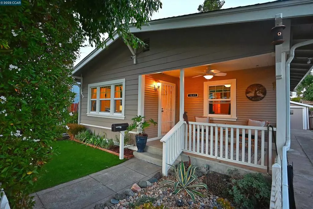 Martinez, CA 94553,1617 Castro Street