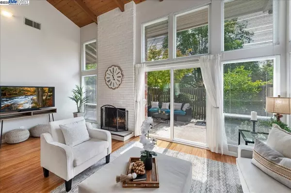 Pleasant Hill, CA 94523,16 Rolling Green Cir