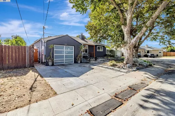 San Lorenzo, CA 94580,17347 Via Encinas