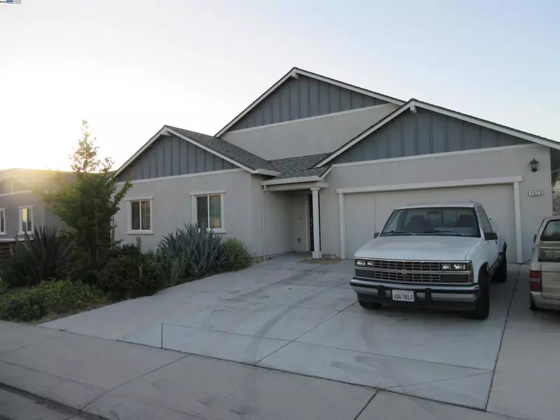 1573 Tannehill Dr, Manteca, CA 95337