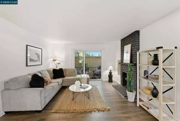 Concord, CA 94518,2055 Sierra Rd #71