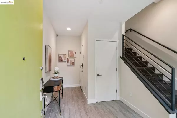 Oakland, CA 94607,1405 Wood Street