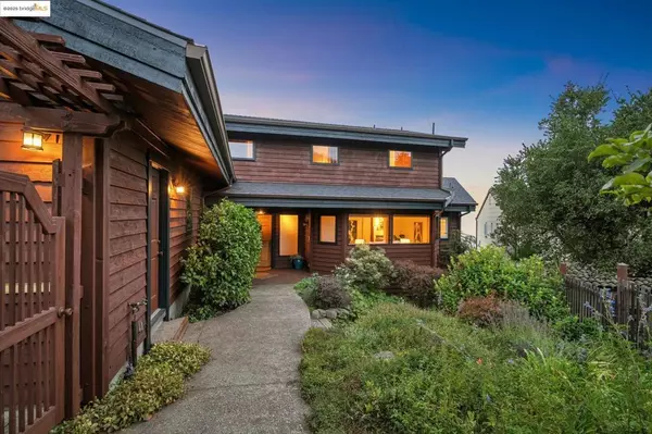 1534 Campus DR, Berkeley, CA 94708