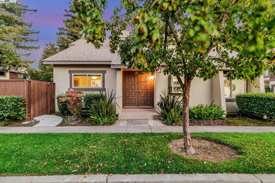 36004 Vallee Ter, Fremont, CA 94536