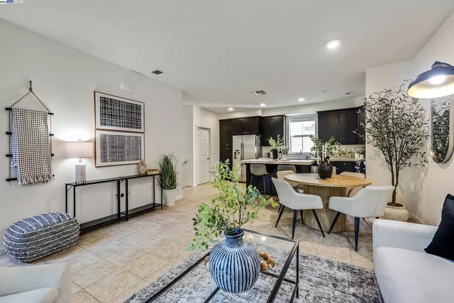 612 Staley Ave, Hayward, CA 94541