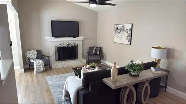 Antioch, CA 94509,3301 Saint James Pl