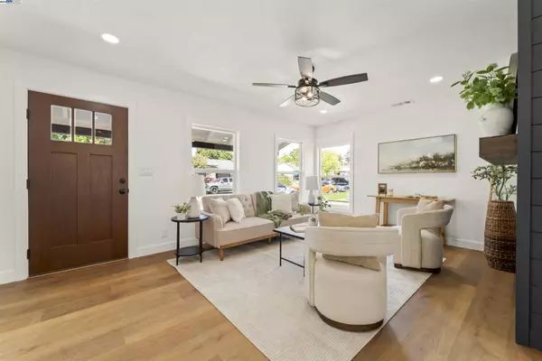 Antioch, CA 94509,54 E 13Th St