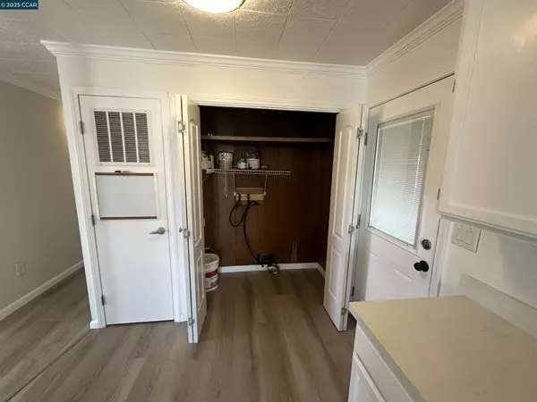 Pacheco, CA 94553,174 Medina Dr