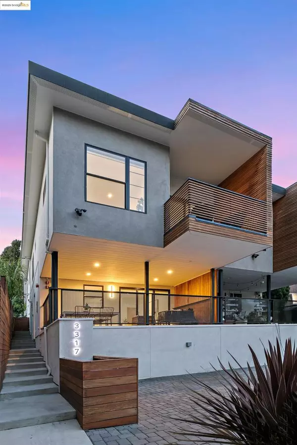 Oakland, CA 94611,3317 Harrison St