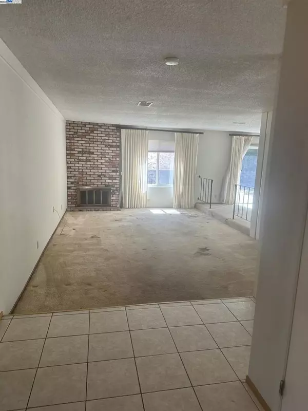 Benicia, CA 94510,212 Panorama Dr