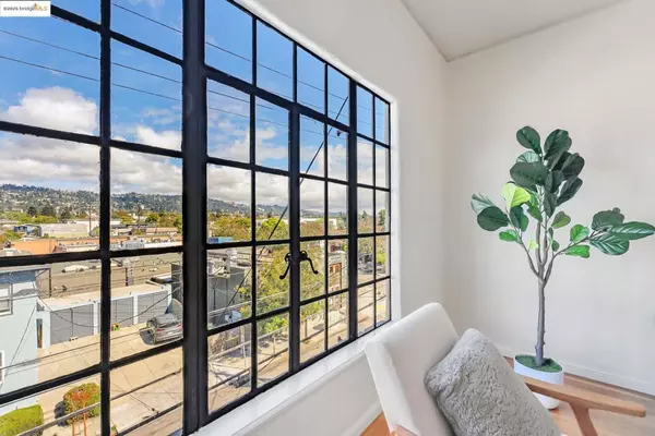 Albany, CA 94706-1643,848 Stannage Ave #11