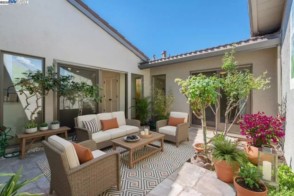 Walnut Creek, CA 94597,506 Jones Pl
