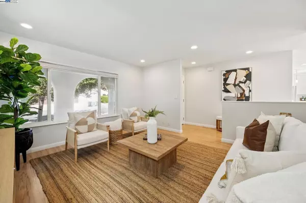 Fremont, CA 94539,41043 Joyce Ave