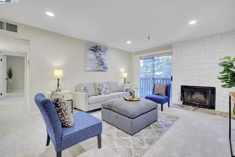 1775 Panda Way #337, Hayward, CA 94541