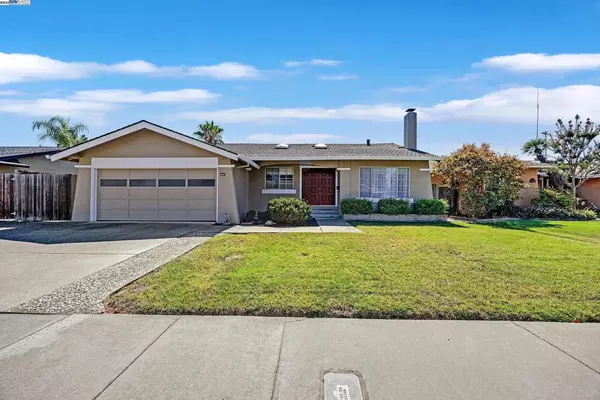 6244 Robin Court,  Pleasanton,  CA 94588-4454