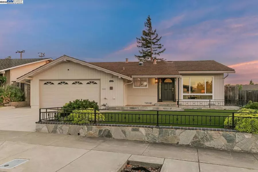 41519 Apricot Ln, Fremont, CA 94539