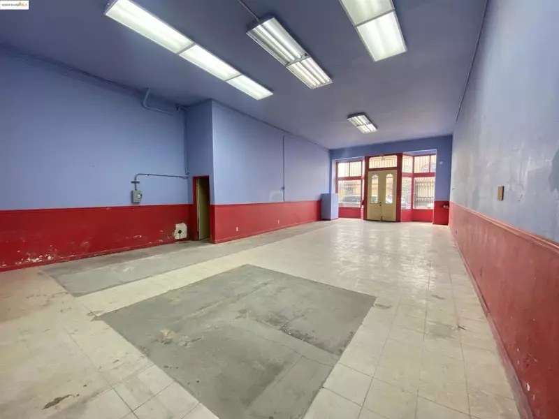 1138 E 12th St., Oakland, CA 94606