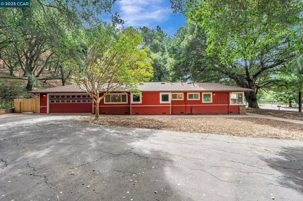 Martinez, CA 94553,9 Wanda Way