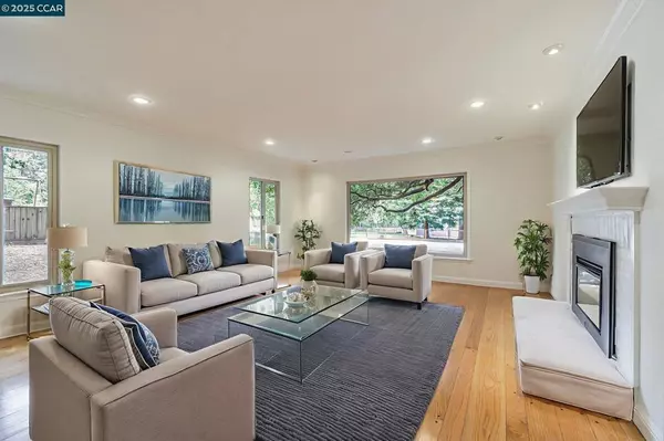 Martinez, CA 94553,9 Wanda Way