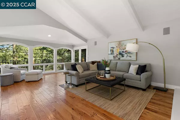 Lafayette, CA 94549-2701,3949 Canyon Dr