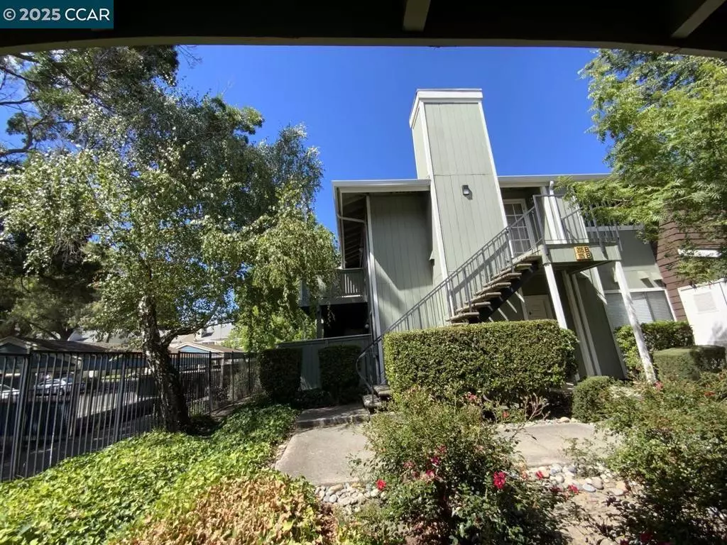 San Ramon, CA 94583,205 Compton Cir #B