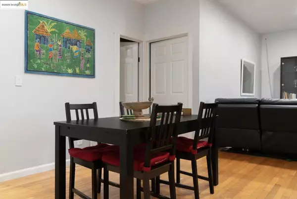 Oakland, CA 94619,2816 Viola St