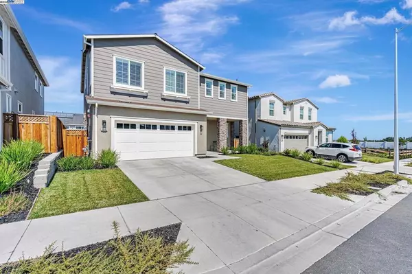 Antioch, CA 94531,5645 Sierra Trail Way