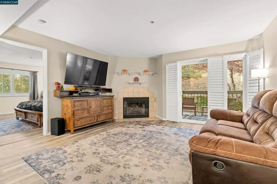 1450 Bel Air Dr #110, Concord, CA 94521