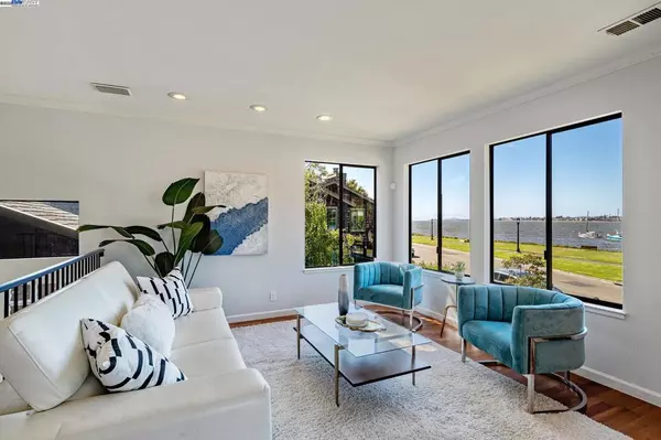 Alameda, CA 94502,2766 Sea View Pkwy