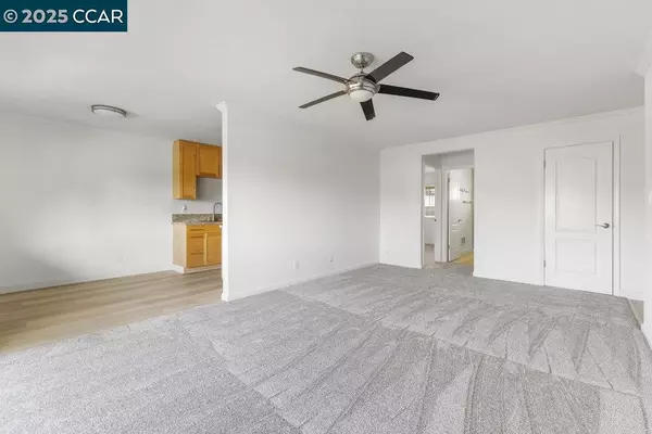 Walnut Creek, CA 94598,213 Masters Ct #3