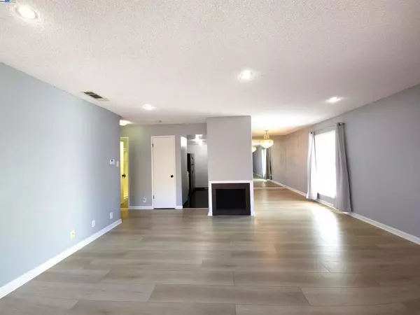 5580 Hemlock Terrace, Fremont, CA 94538