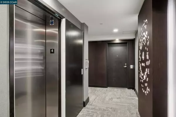 Lafayette, CA 94549,1000 Dewing Ave #407