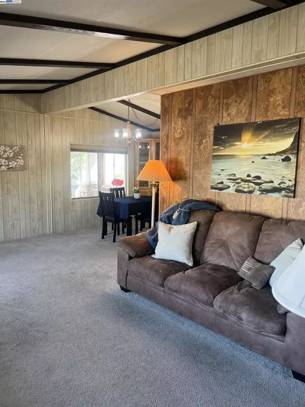 Pleasanton, CA 94566,3231 Vineyard Avenue