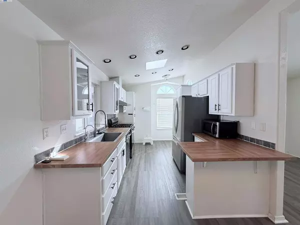 San Jose, CA 95138,6130 Monterey Rd