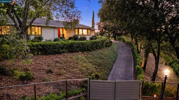 Orinda, CA 94563,47 Charles Hill Cir